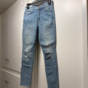 Mother “The Stunner” ankle fray jeans - size 28